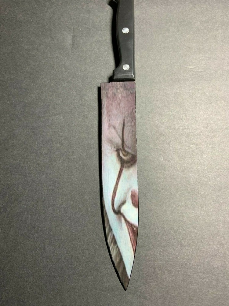 Pennywise IT 2018 Stephen King Knife