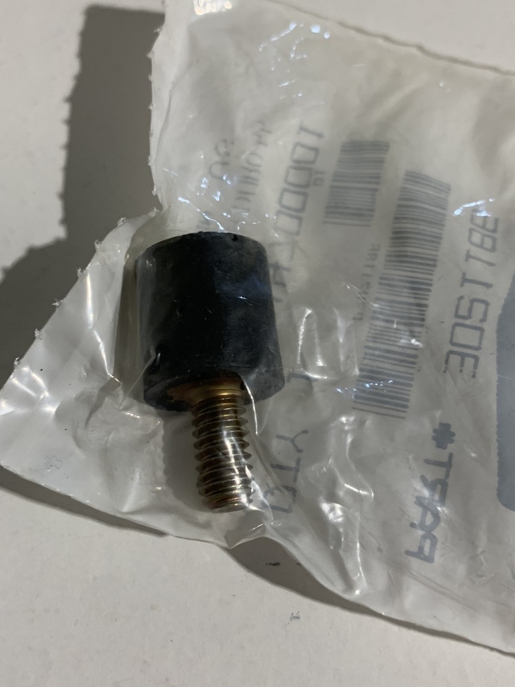 Mount, Rubber - 2000 POLARIS NOS