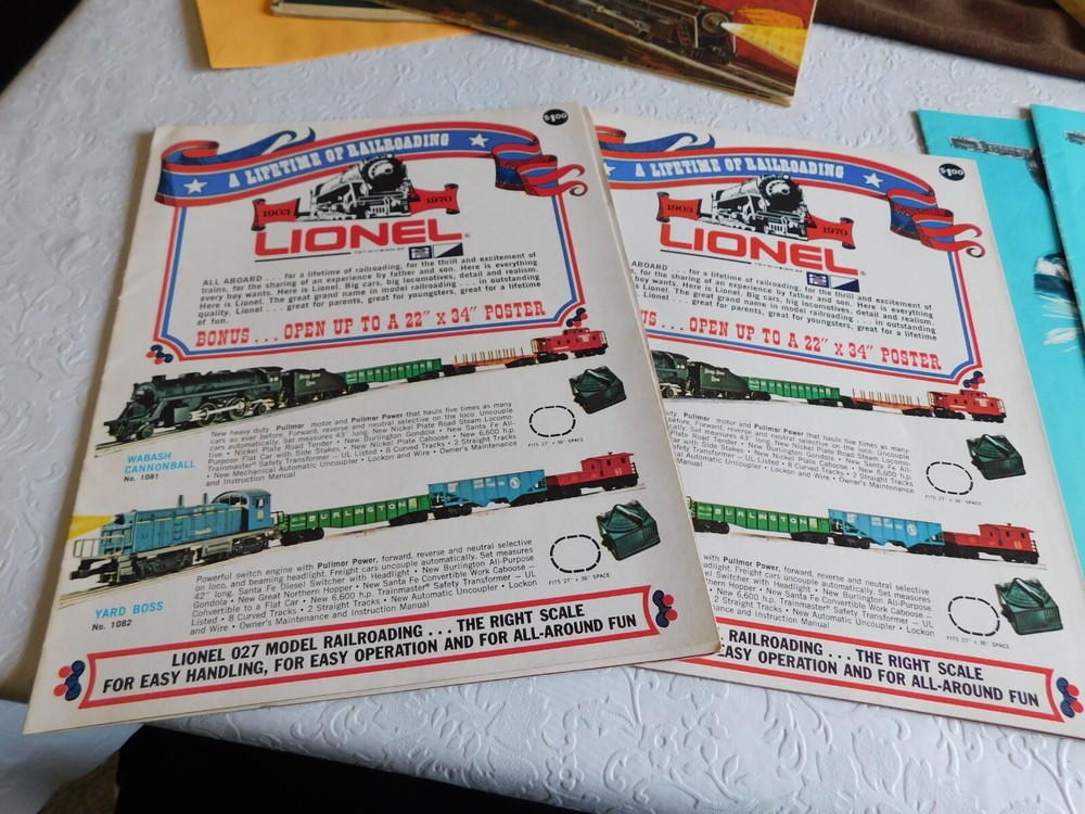 COLLECTIONOF LIONEL CATALOGS & POSTERS