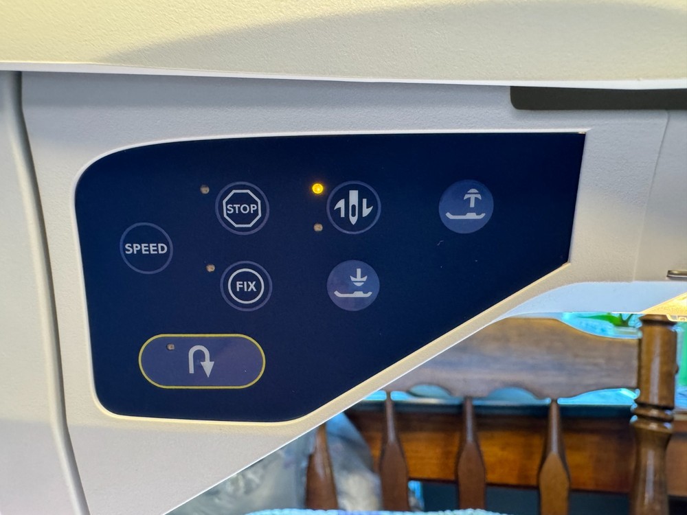 Husqvarna Viking Sapphire 850 Computerized Sewing & Quilting Machine