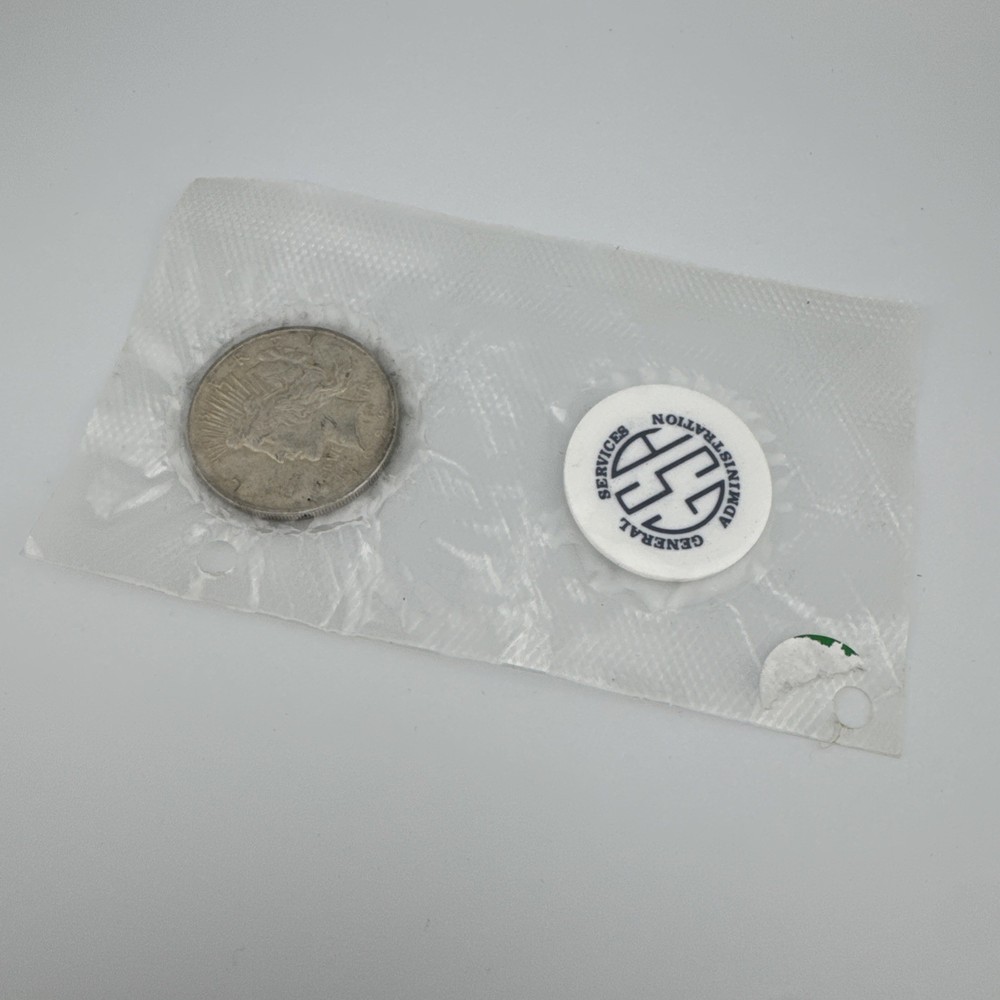 1922 Silver Peace Dollar $1 GSA Soft Pack - Xf
