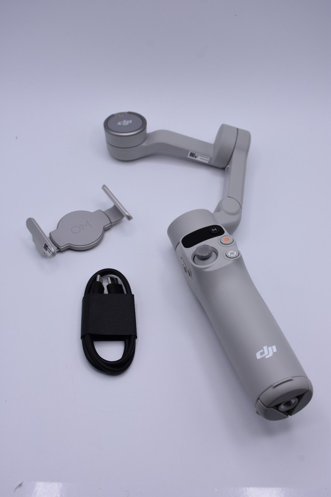 DJI Osmo Mobile 7 Smartphone Gimbal 3-Axis Stabilizer - Gray