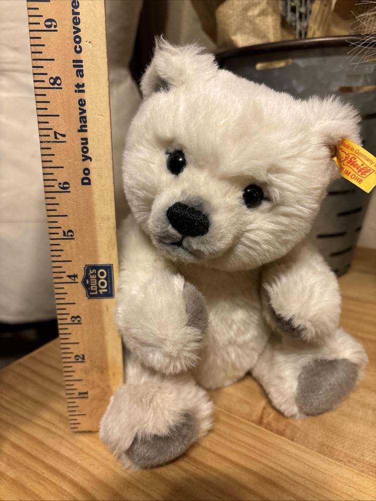 Steiff plush White Polar Bear Teddy Bear 01606 With Button Tag