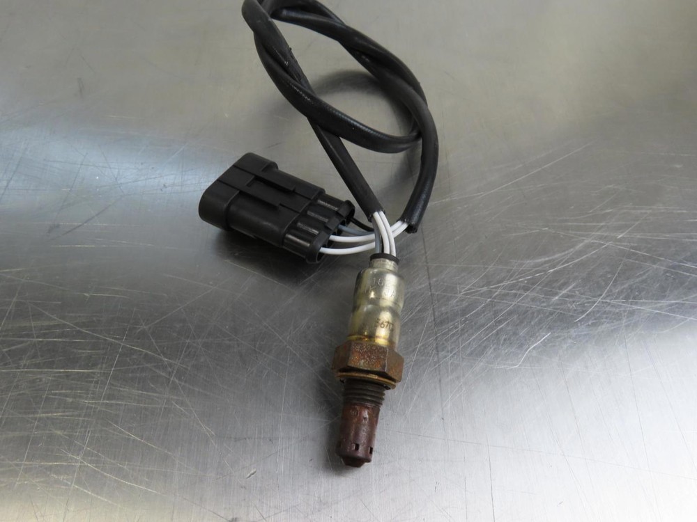 EB1370 2014 14 DUCATI PANIGALE 899 O2 OXYGEN SENSOR 2