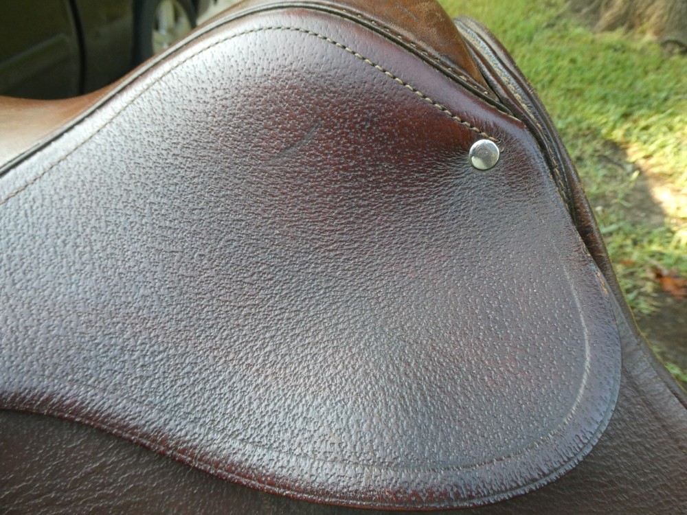 Rossi y Caruso for Simco 17" Leather Saddle