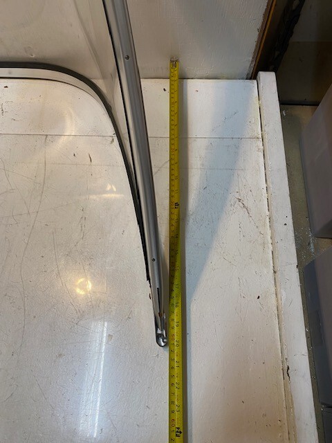 Boat Windshield Section Model 1800X | 23" H 20" D 41" L