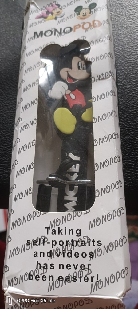 NEW MICKEY MOUSE SELFIE HOLDER
