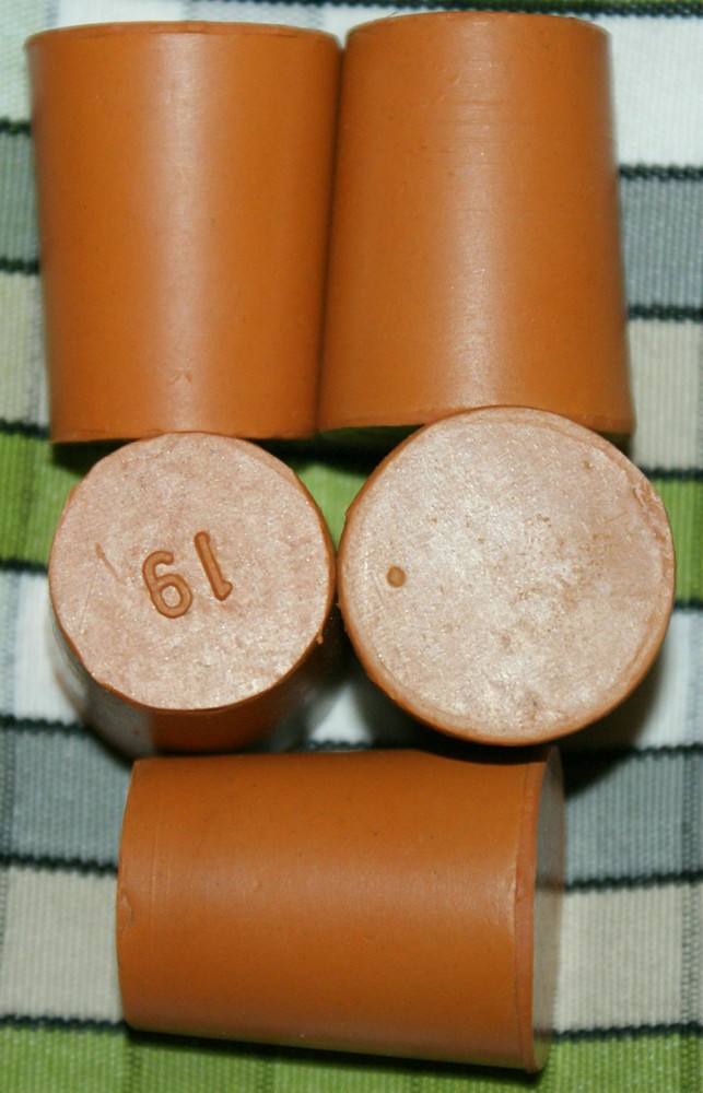 Red Rubber Stoppers Size 33 Pack of 4 Corks