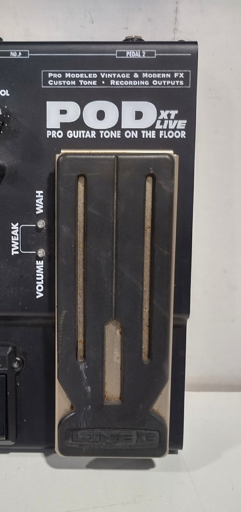 Line 6 Pod XT Live Electric Guitar Multi-Effects Processor & Amplifier Modeler