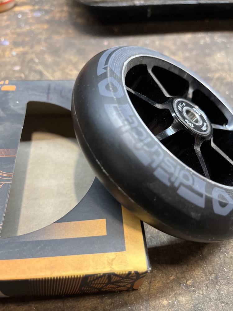 District Scooter Wheel 110x28 Duel Width Core