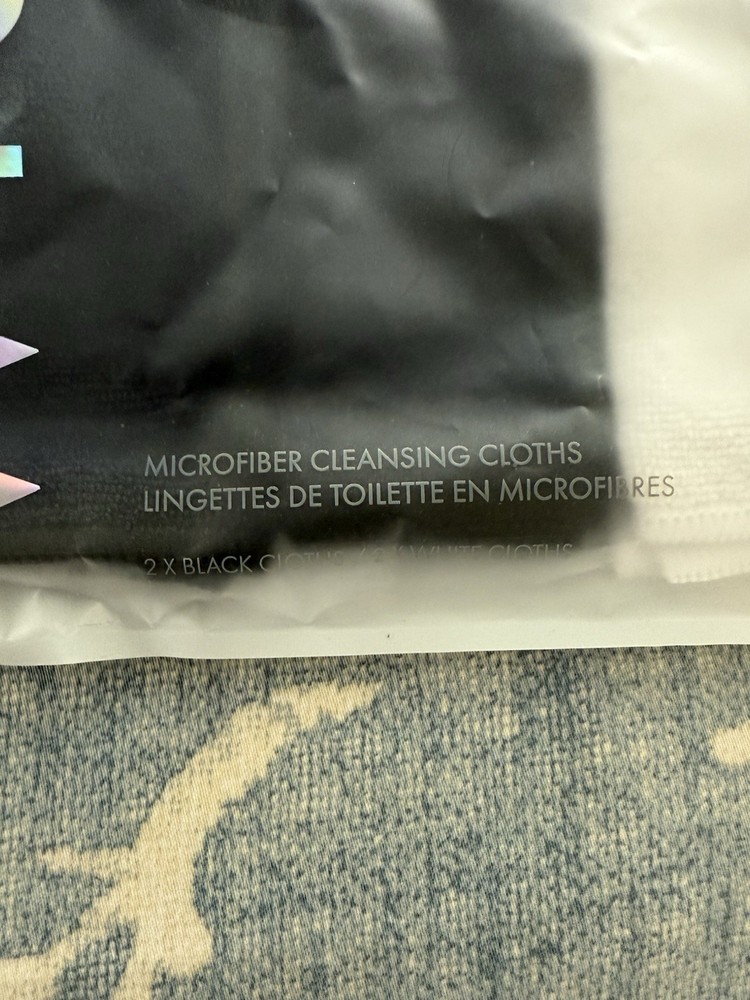 Wishful Microfiber Cleansing Cloths Set