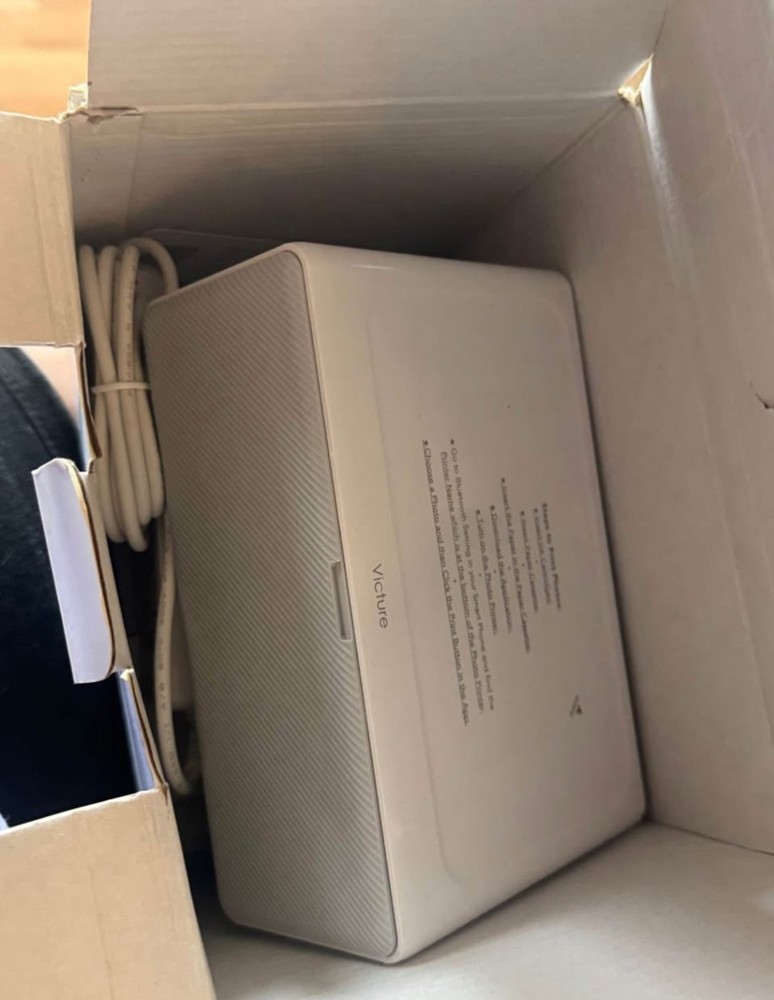 Victure PT640 Bluetooth Instant Photo Printer - White