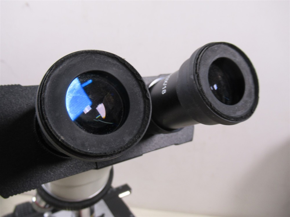 Frey B2-220 Binocular Microscope w/ Motic Objective Lenses & Eyepieces