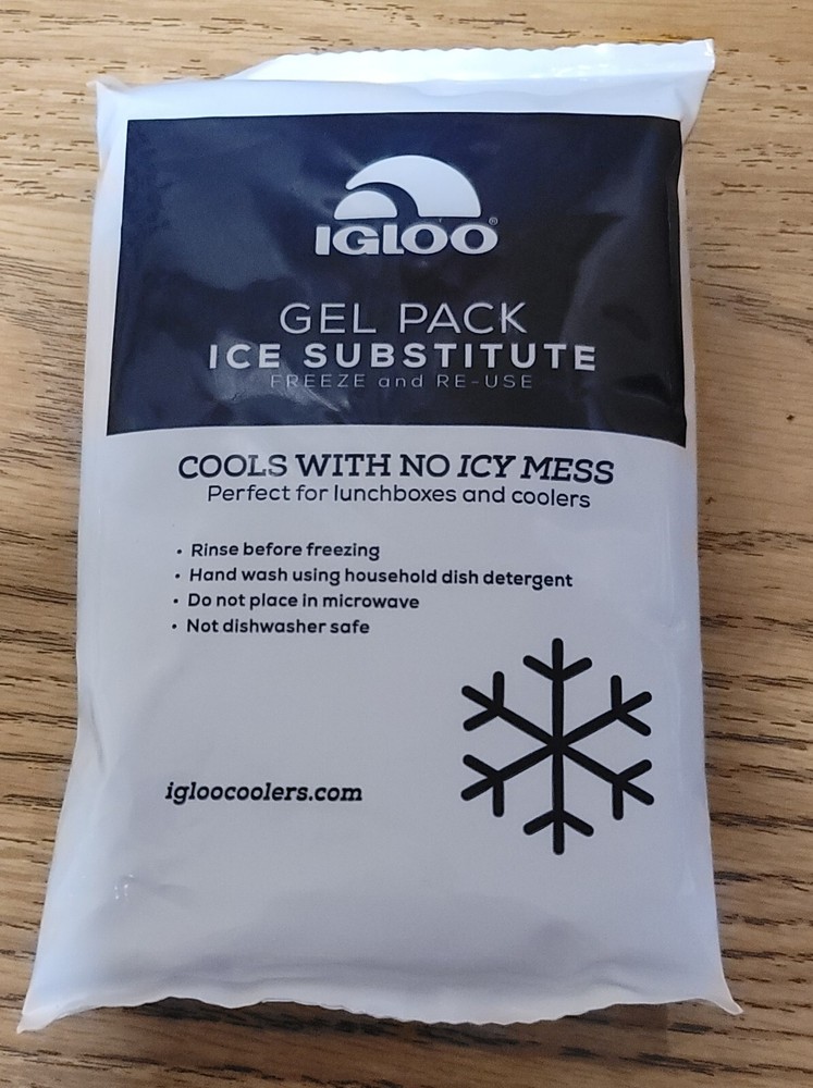 Lot Of 4 IGLOO MaxCold Ice Gel Pack - White