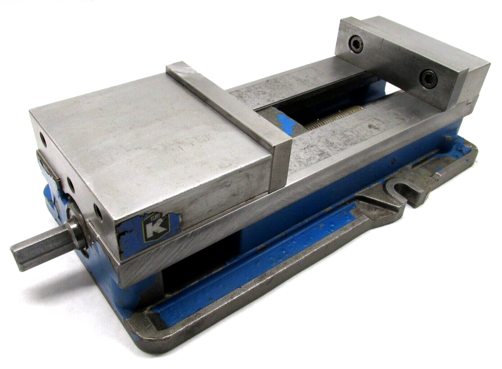 KURT ANGLOCK 6" MILLING MACHINE VISE w/ JAWS & HANDLE - #D688