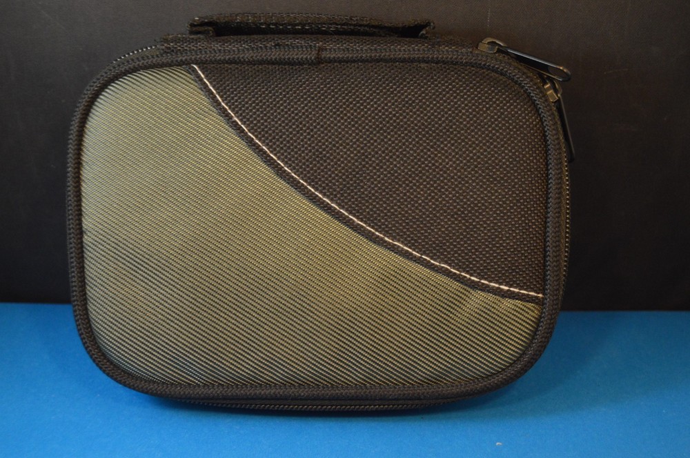 TomTom CARRYING - STORAGE CASE & CHARGING BASE Navigation GPS car auto Direction