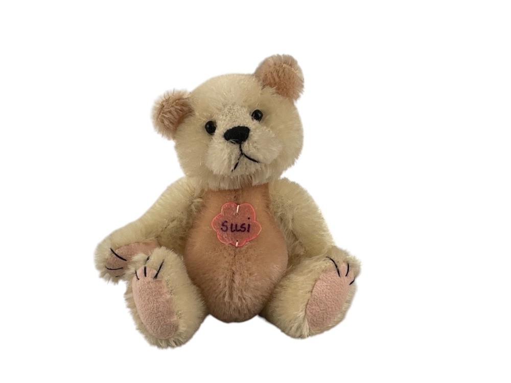 Artist Bear Teddy Bear 12cm. Excellent condition.