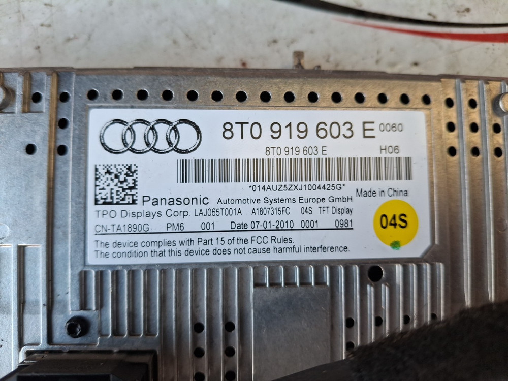 2010 AUDI A4 SAT NAV SCREEN DISPLAY 8T0919603 E