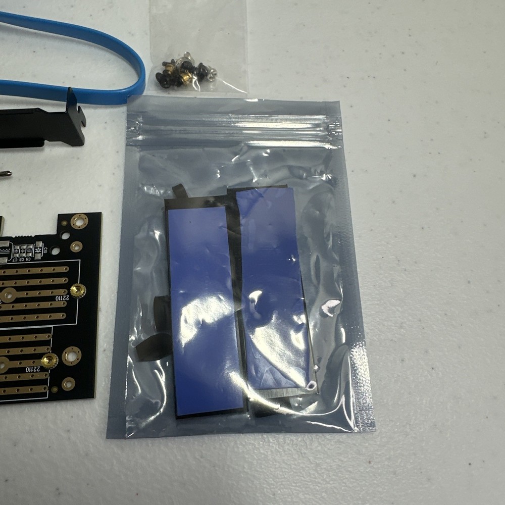 MHQKRH Dual M.2 PCIe Adapter