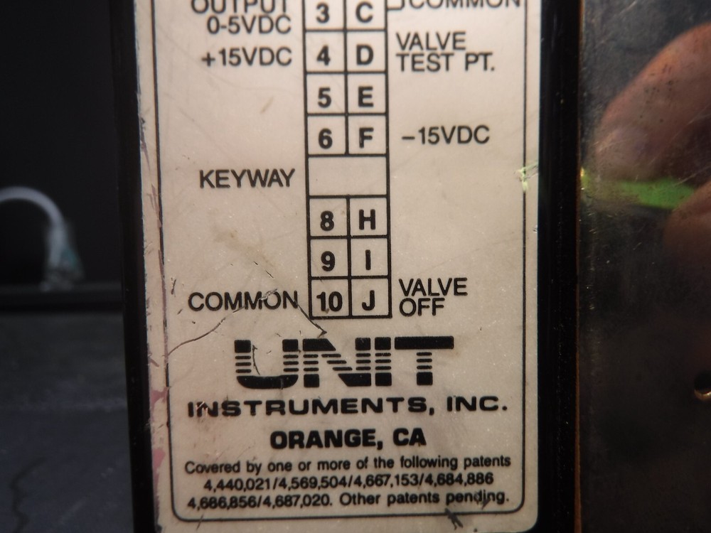 Unit UFC-1160A Gas: CL2 Mass Flow Controller