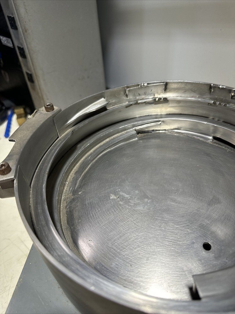 Hendricks Engineering 10” Vibratory Bowl Feeder 115V ~ Warranty