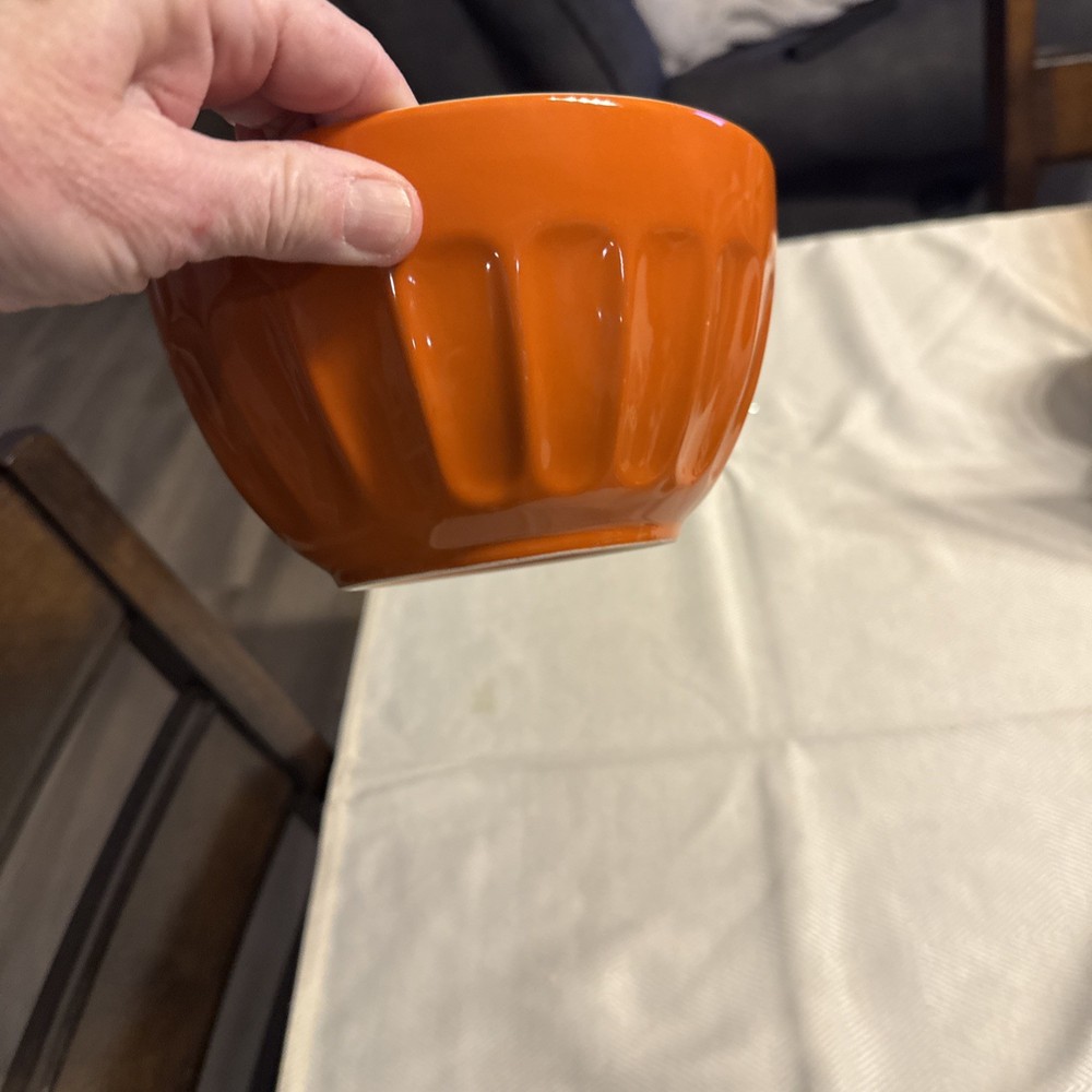 Williams Sonoma Orange  Ceramic Mixing Serving Bowl 7 inch