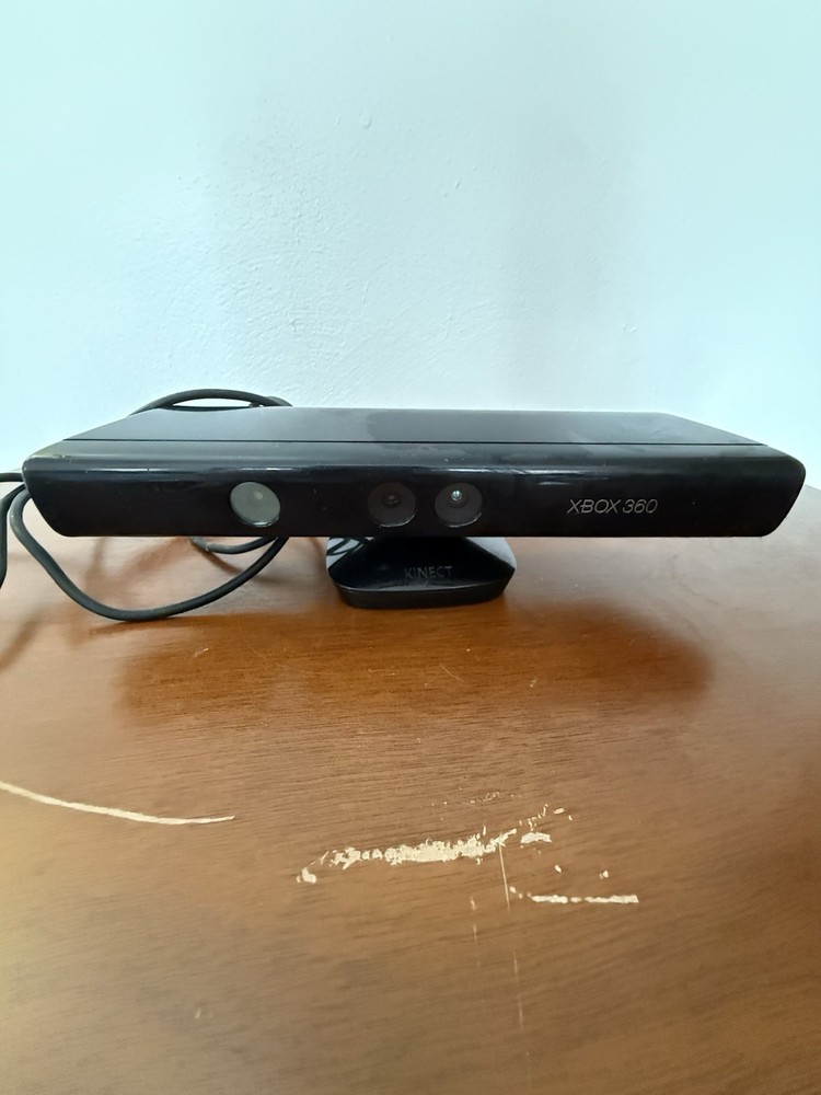 Microsoft Xbox 360 Kinect Sensor Model 1414 Black