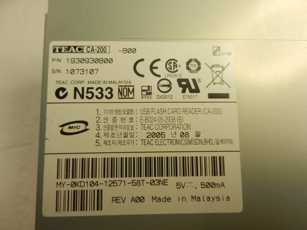 TEAC CA-200 Memory Card SD CF MIni Reader internal desktop pc 3.5" floppy bay