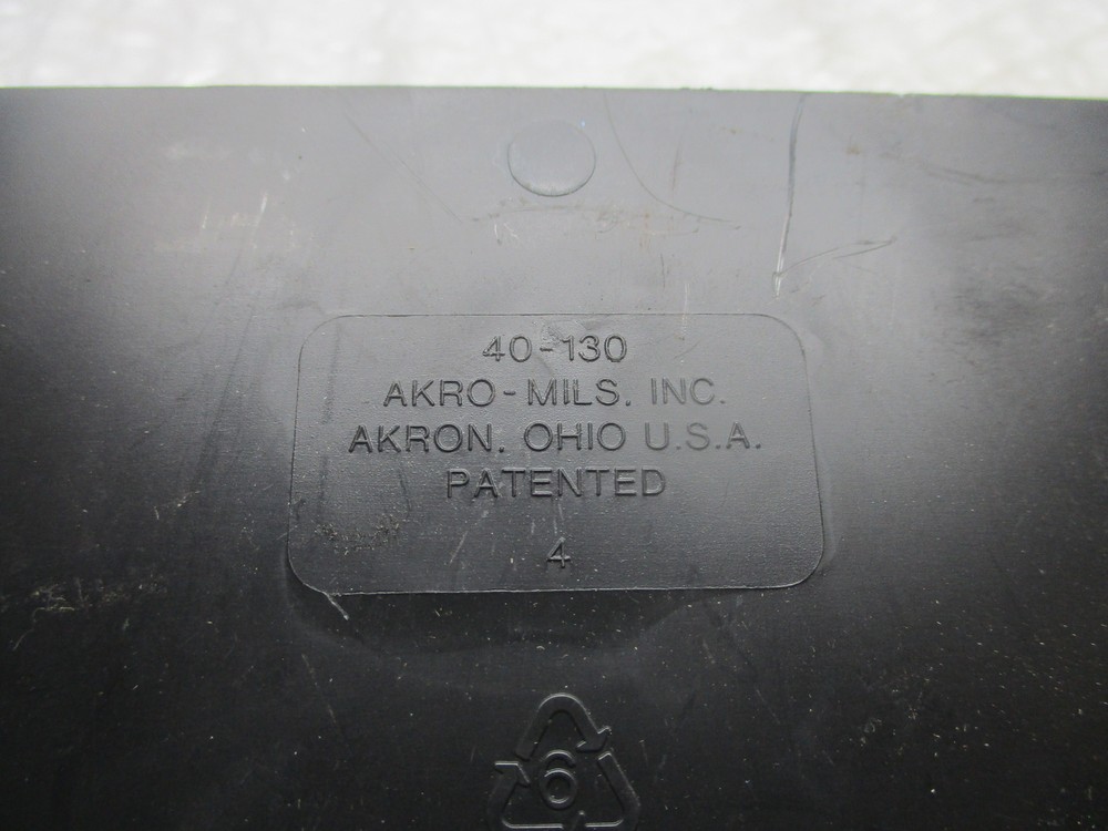 AKRO-MILS 40-130 DIVIDER NSNP