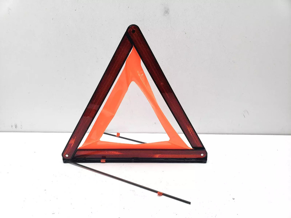 AUDI A4 B8 2009 EMERGENCY WARNING HAZARD TRIANGLE 8K0860251