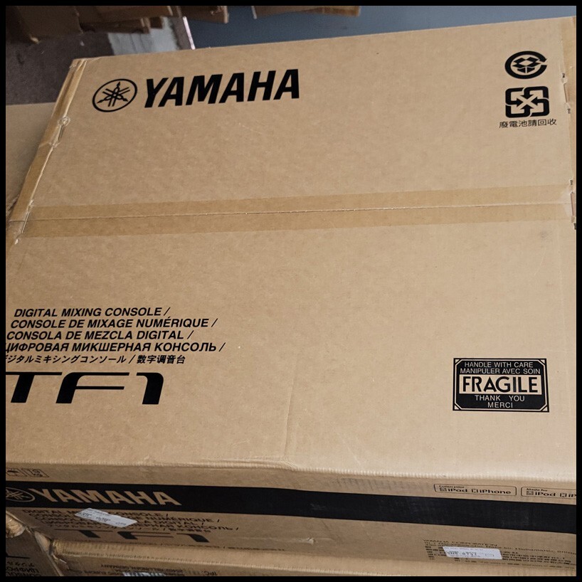 Yamaha TF1 16-Channel, 40-Input Digital Mixing Console MINT Open Box #1325