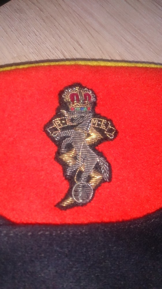 english military beret