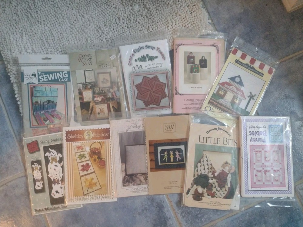 Lot 11 Quilting Patterns Instructions Table Runner Wall Hanging Sewing + Recital