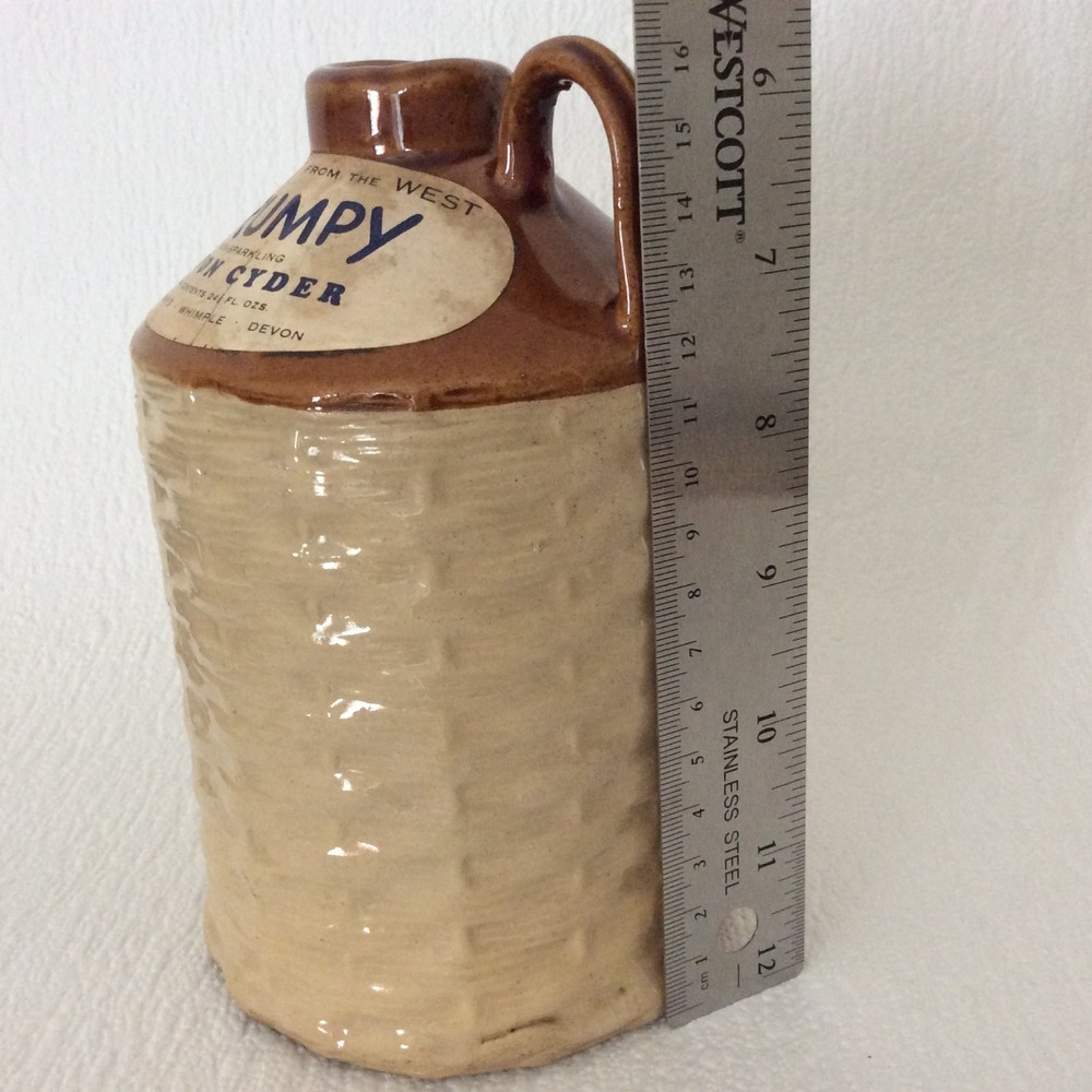 Scrumpy Devon Cider flagon - Stoneware - Wicker basket - 725ml/24.5fl oz