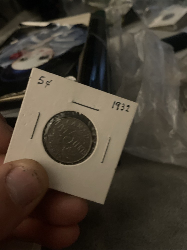 Canada 1932 5 Cents. Very Fine Condition