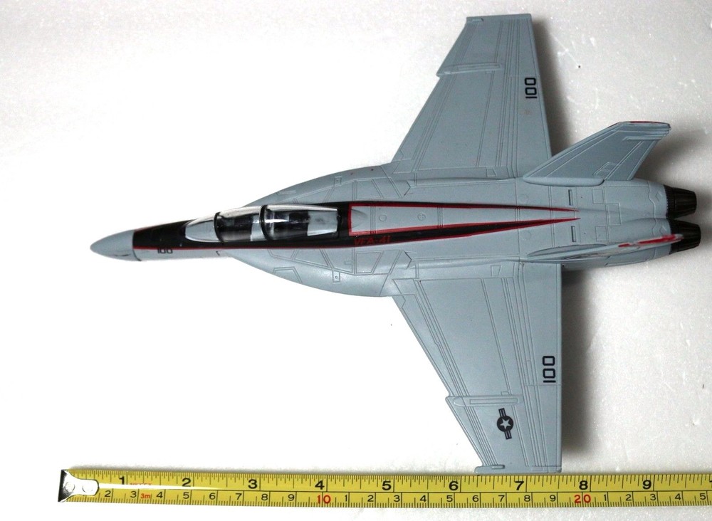 2009 UNIMAX DEE 109 VFA-41 PLANE