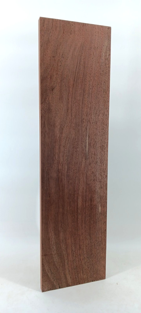 Peruvian Walnut, Tropical Walnut, Nogal, Juglans spp.