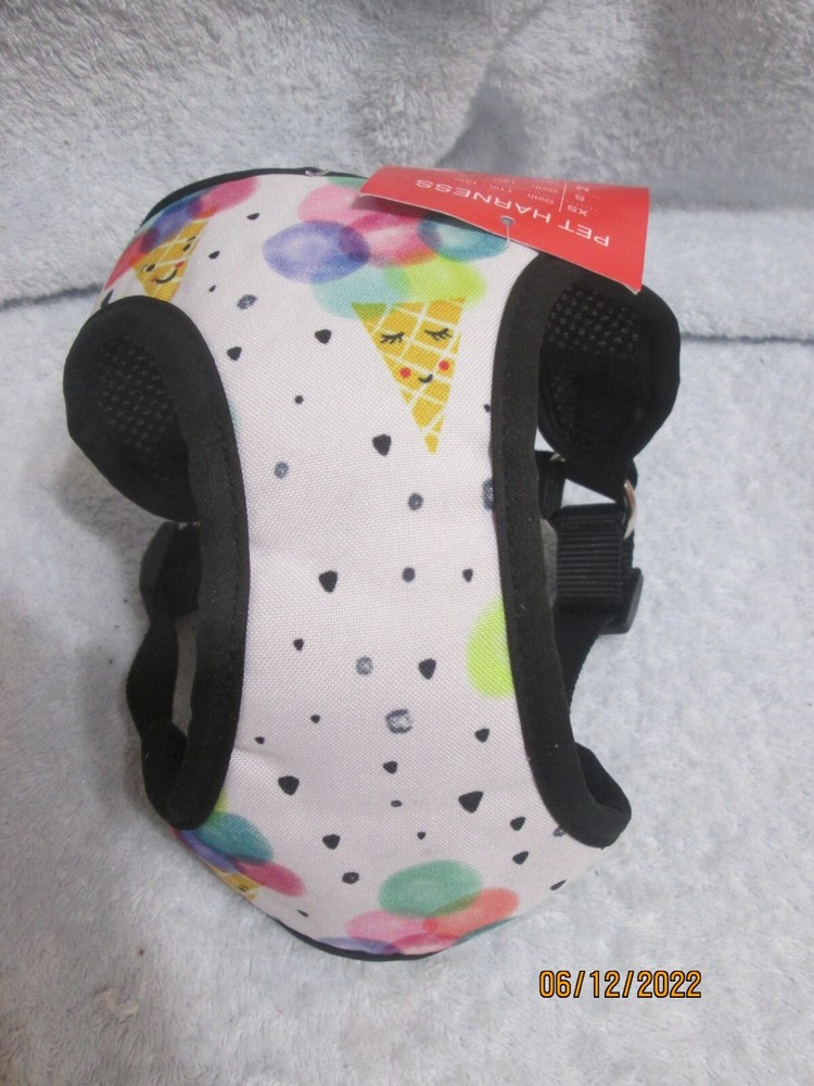 Dog Harness Medium Girth 16" - 19' Ice Cream Cones