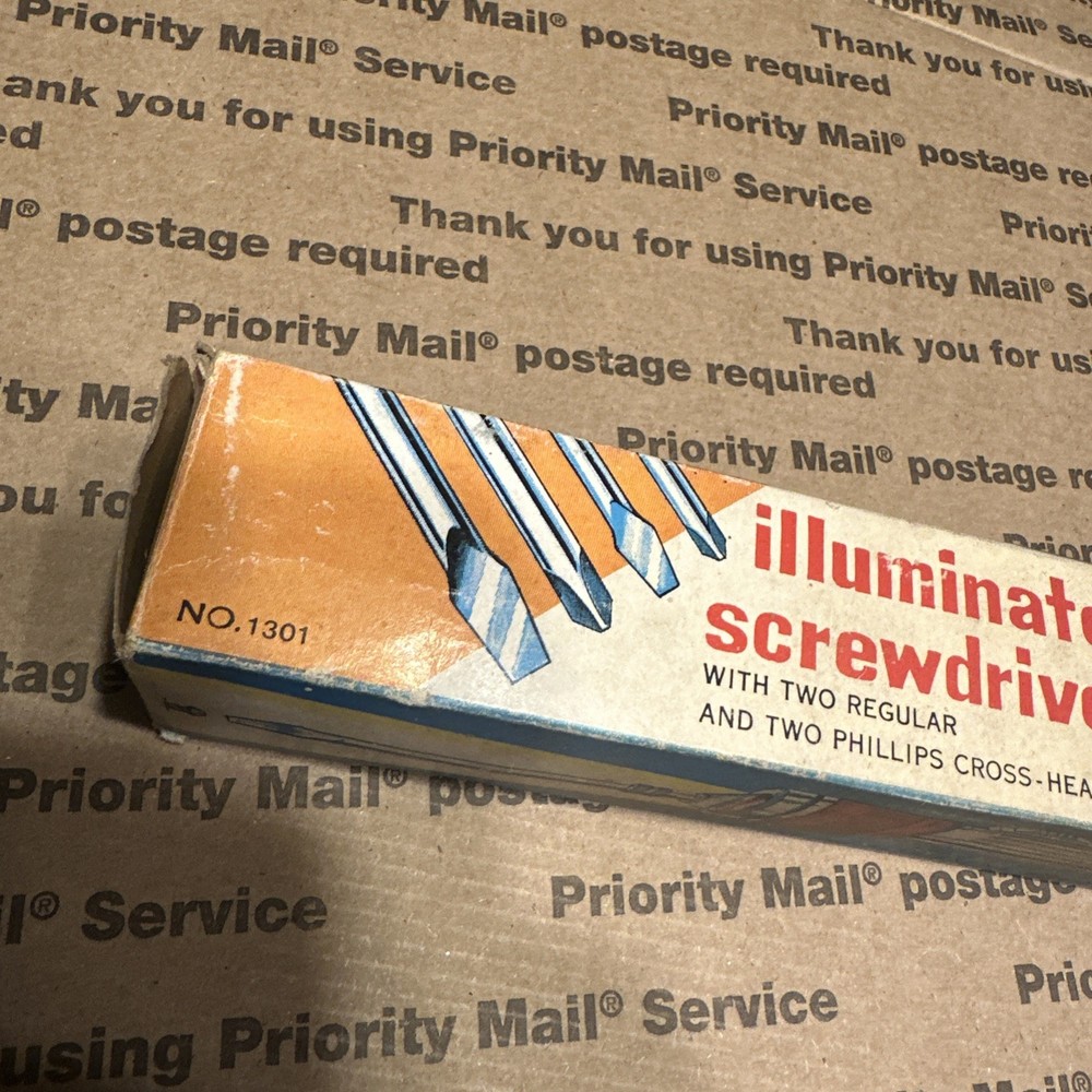 ILLUMINATED SCREWDRIVER VINTAGE No 1301- Untested