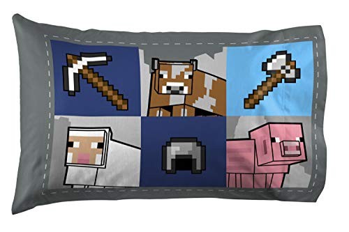 Jay Franco Bedding Features Creeper, Zombie, & Skeleton