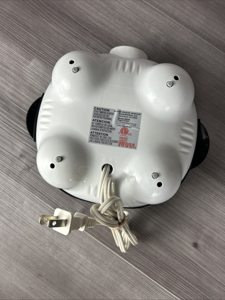 West Bend Electric Automatic Egg Cooker 86628 Clean Tested