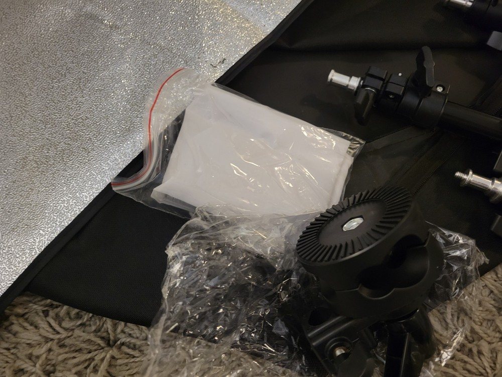 Photography Lighting Kit: 3 Flash Stands + 2 Light Boxes