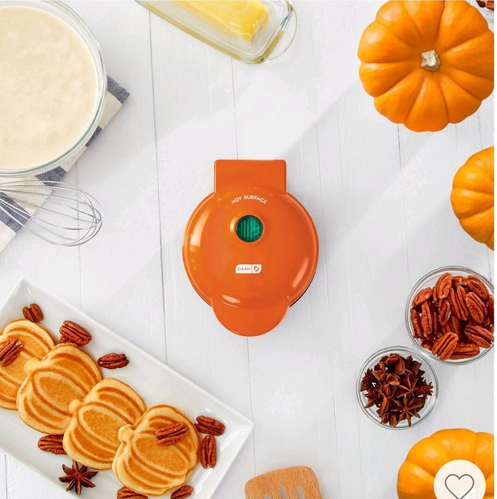 Dash Pumpkin Shaped Mini Nonstick Waffle Maker Orange Halloween Fall Breakfast
