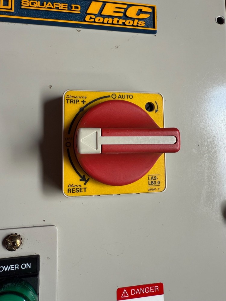 Square D IEC Controls LE1UI1846FC