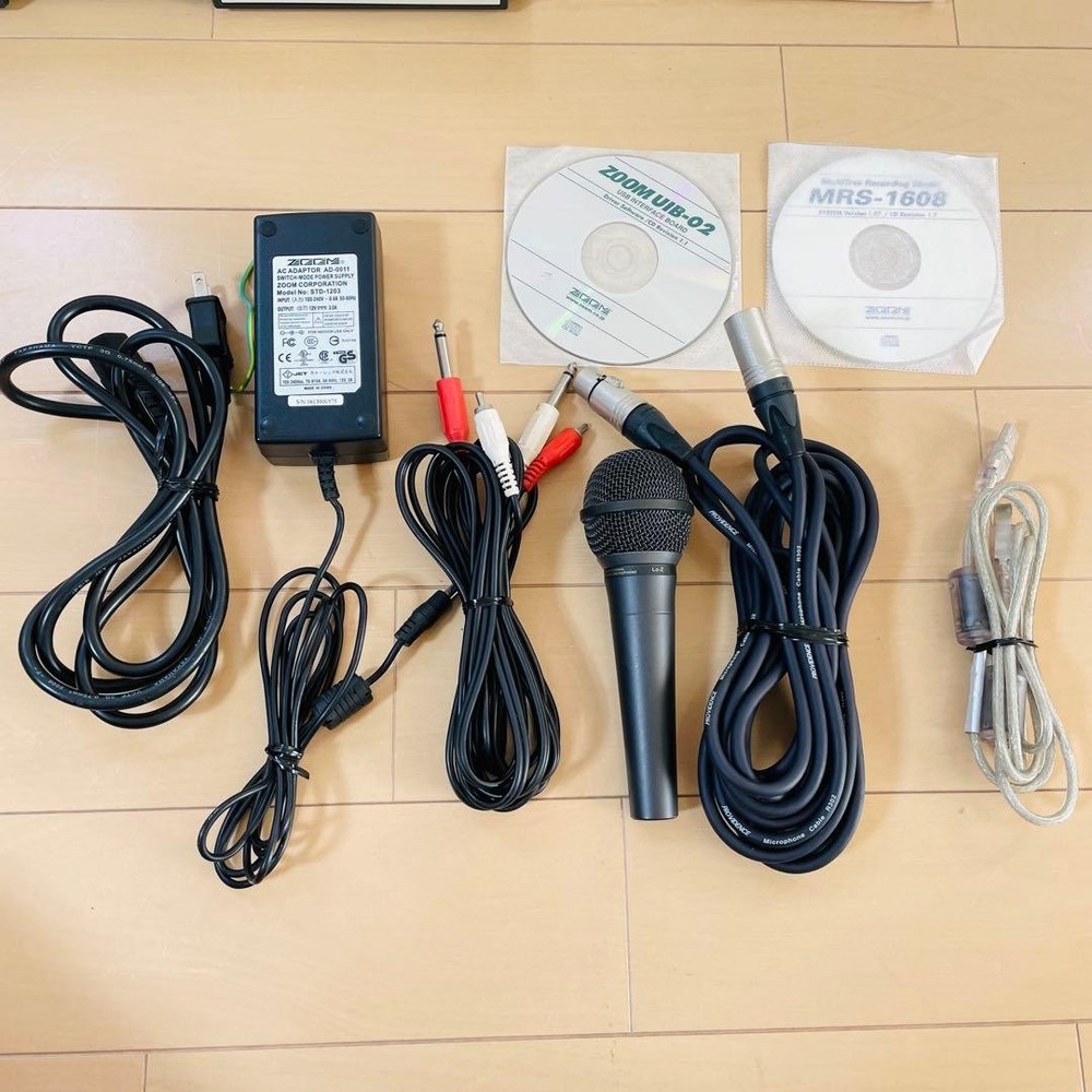 Zoom MRS-1608 Multi-Track Recorder working from japan