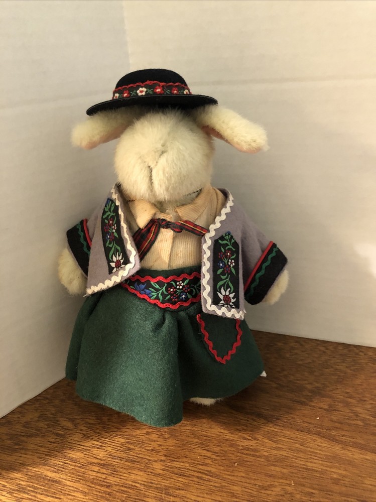 Vanderbear muffy German Girl Rabbit