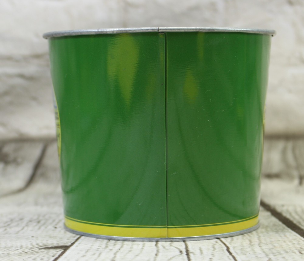 John Deere Decor Oval Galvanized Tub With Insert & Wall Hanging Plaque
