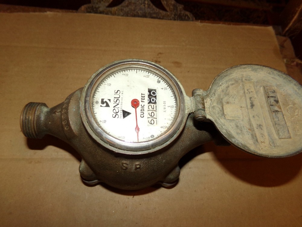 Sensus 5/8" S-05 Brass Water Meter Used