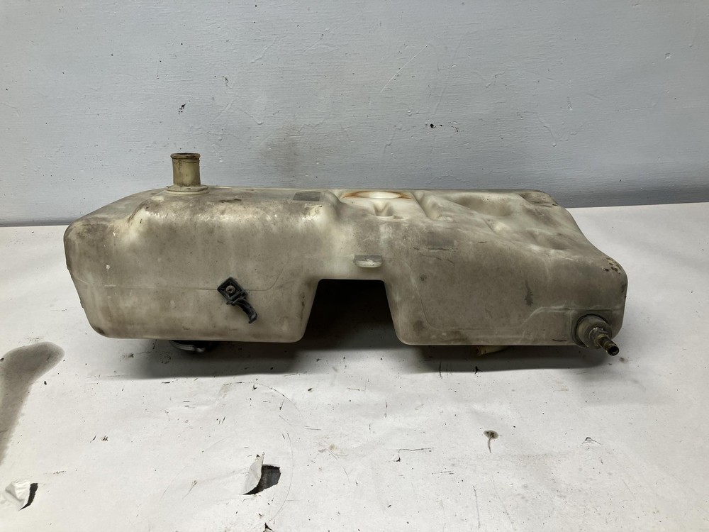 1999-2004 Sterling A9522 Radiator Overflow Bottle - Used