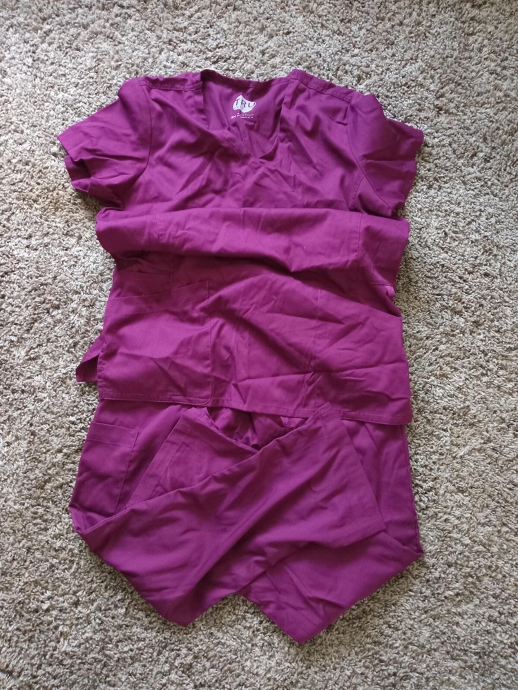 TRU Uniform Scrub Top & Pants - SET